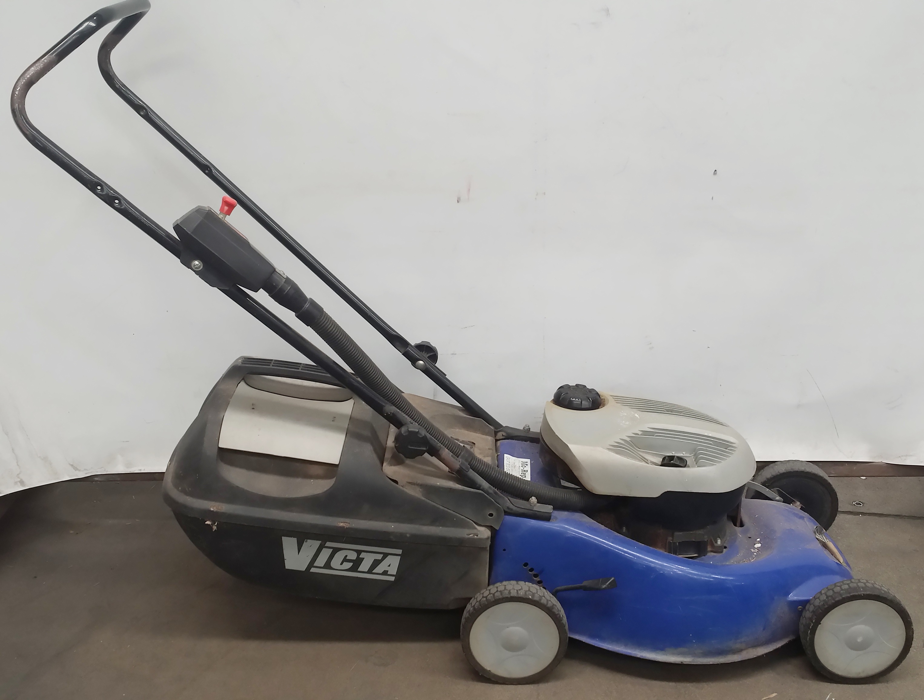 Victa Tornado Stroke Lawn Mower Lot 1174322 ALLBIDS | Atelier-yuwa.ciao.jp