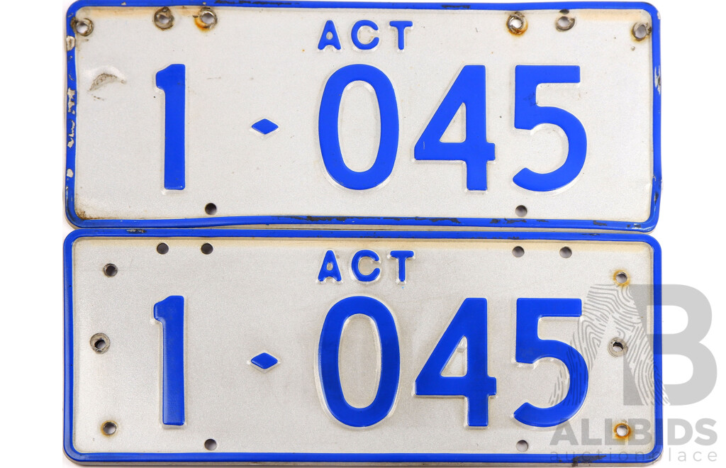 act-4-digit-number-plate-1-045-lot-1433738-carbids